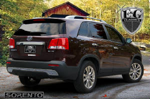 Kia/11SorentoRearAccent1311012011.jpg